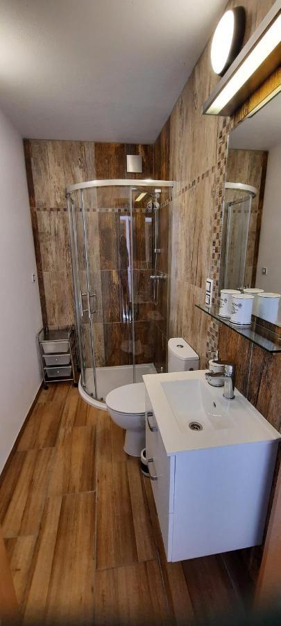 Pool Apartments 카를로비바리 외부 사진